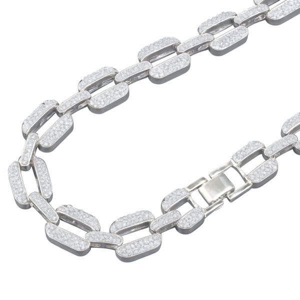 14 MM CURB LINK Silver Color Solid Crystal Chain - Image 3
