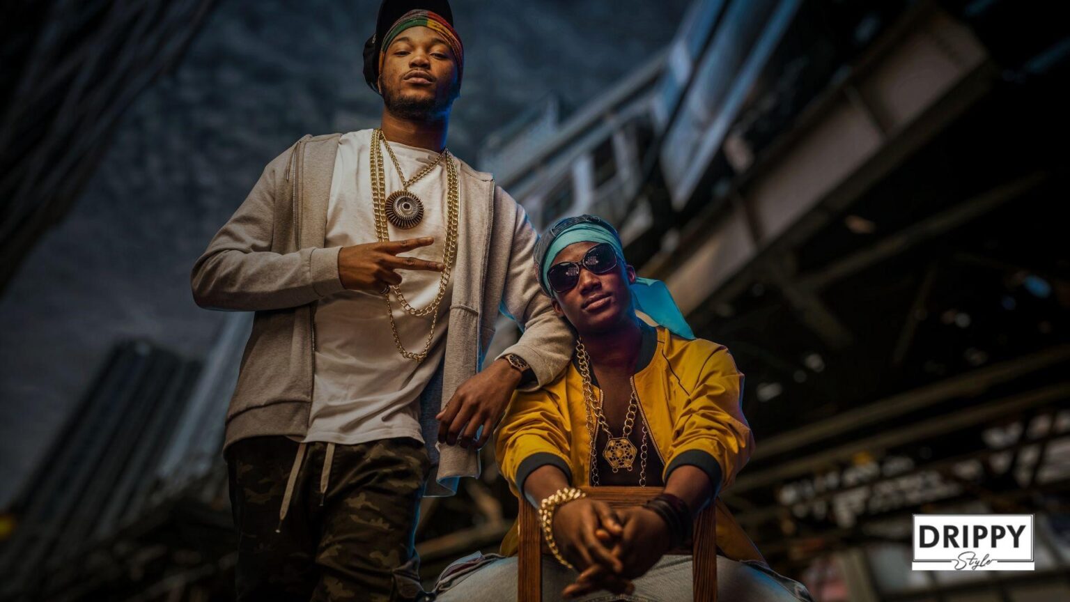 Why do Rappers and HipHop Artists Wear So Much Jewelry? Drippy Style